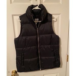 Old navy puffer vest